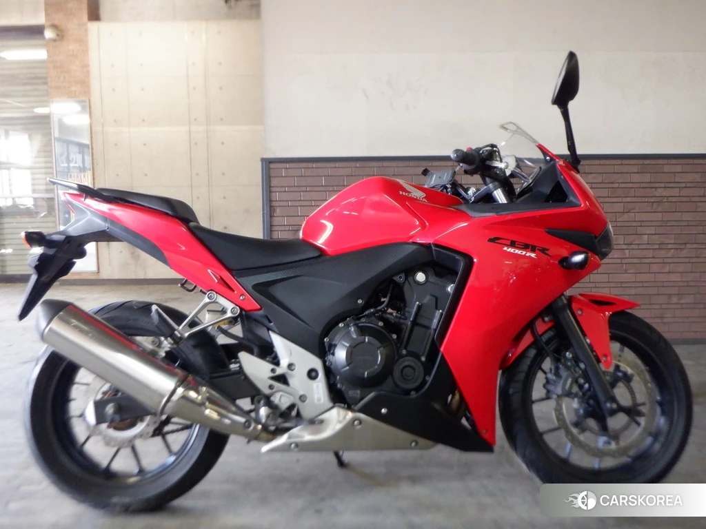 Проданный Honda CBR400R ABS 2015 из Японии