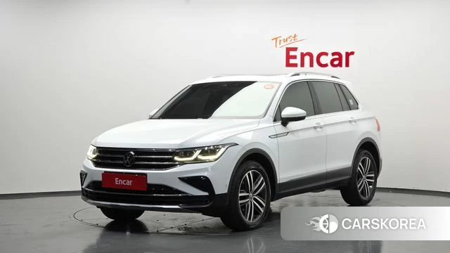 Volkswagen Tiguan second Generation 2022 Белый из Кореи