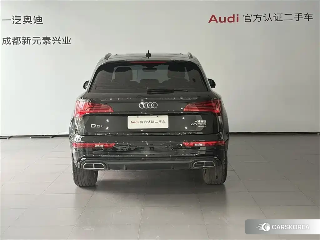 Audi Q5L 2025 Черный из Китая