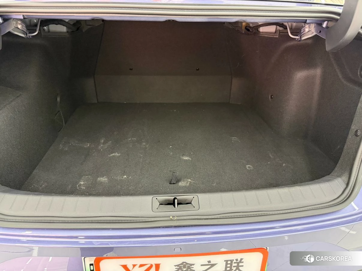 Nissan N6 2025 Фиолетовый из Китая