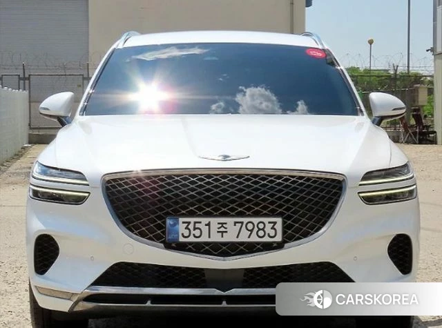 Genesis GV70 2022 Белый из Кореи