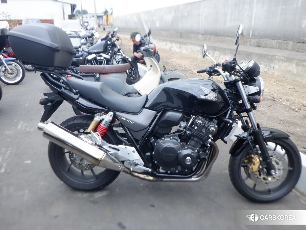 Проданный Honda CB400SF ABS 2015 из Японии