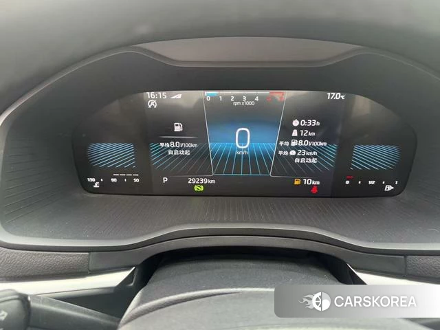 Skoda Krok 2022 Белый из Китая