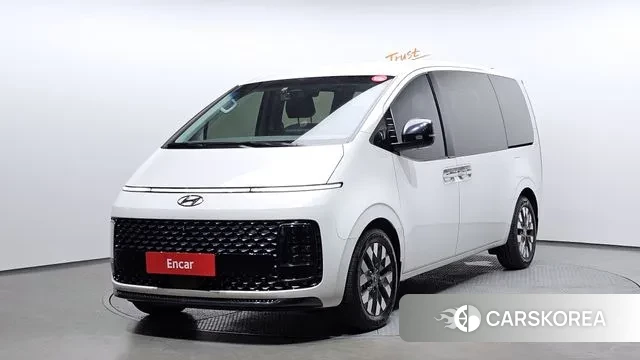 Hyundai Staria 2022 Белый из Кореи