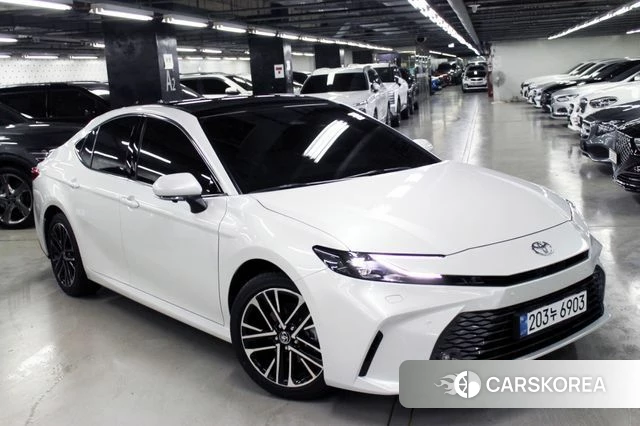 Toyota Camry (XV80) 2026 Белый из Кореи