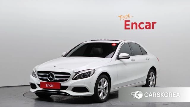 Mercedes-Benz C-Class W205 2018 Белый из Кореи