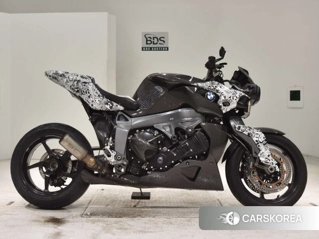 Проданный BMW K1300R 2010 из Японии