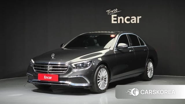 Mercedes-Benz E-Class W213 2021 Серый из Кореи