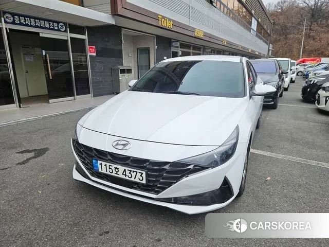 Hyundai Avante (CN7) 2021 Белый из Кореи