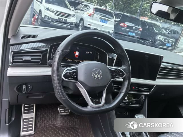 Volkswagen Tiguan L 2022 Белый из Китая
