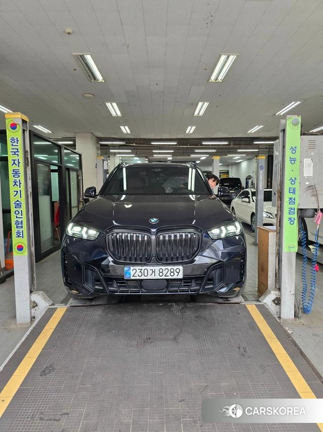 BMW X5 (G05) 2024 Черный из Кореи