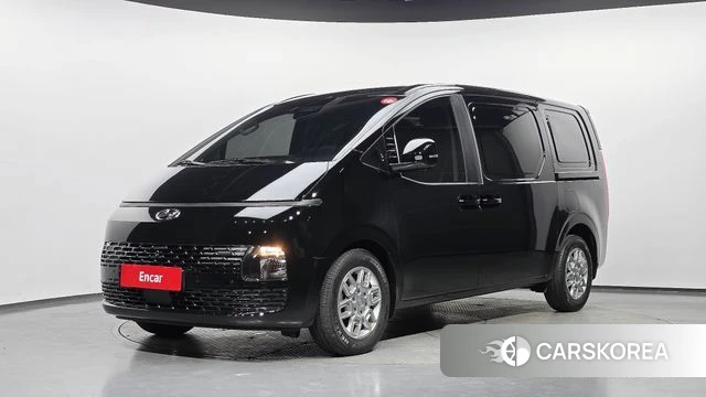 Hyundai Staria 2023 Черный из Кореи