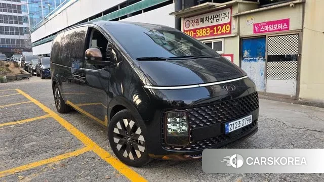 Hyundai Staria 2023 Черный из Кореи