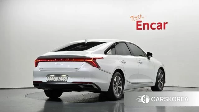 Kia K8 Hybrid 2024 Белый из Кореи