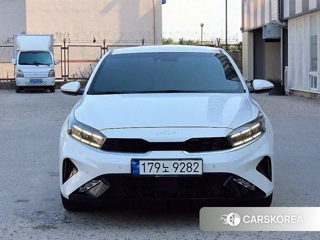 Kia The New K3 2nd generation 2023 Белый из Кореи