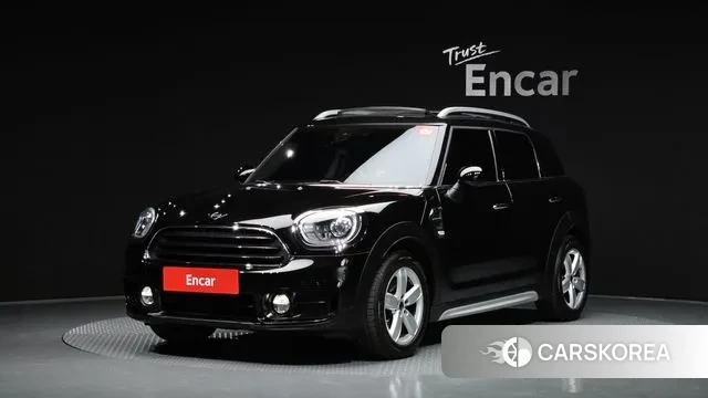 Mini Cooper Countryman 2019 Черный из Кореи