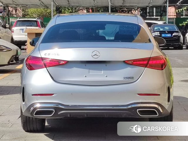 Mercedes-Benz Class C 2023 Серебристо-серый из Китая