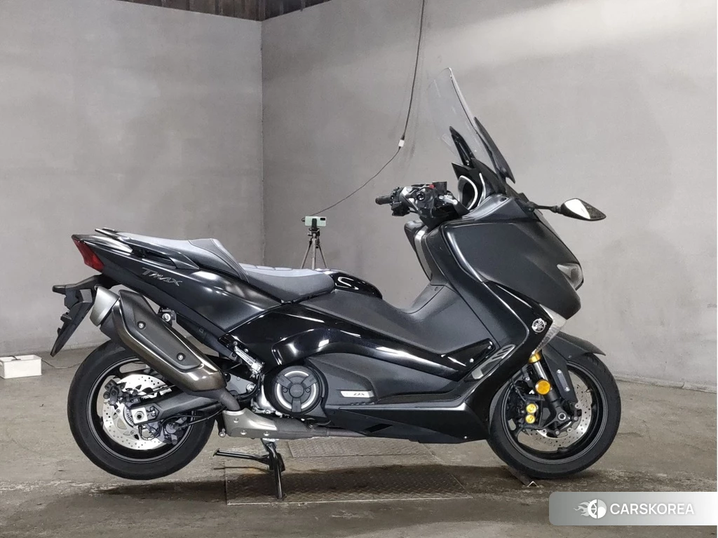 Проданный Yamaha T-MAX 530 DX 2017 из Японии, фото 2