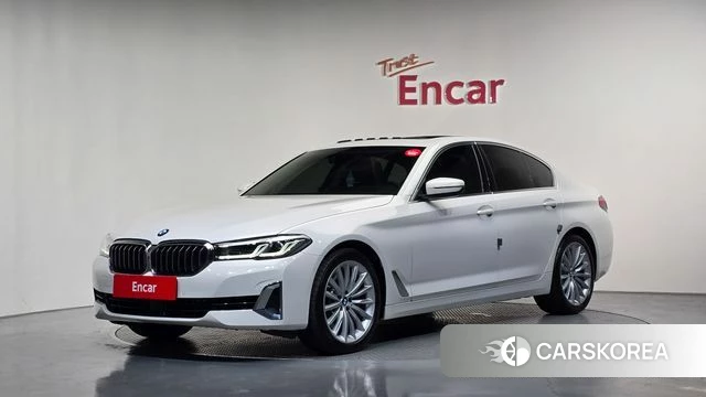 BMW 5 Series (G30) 2023 Белый из Кореи
