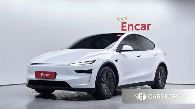 Tesla Model Y 2025 Белый из Кореи