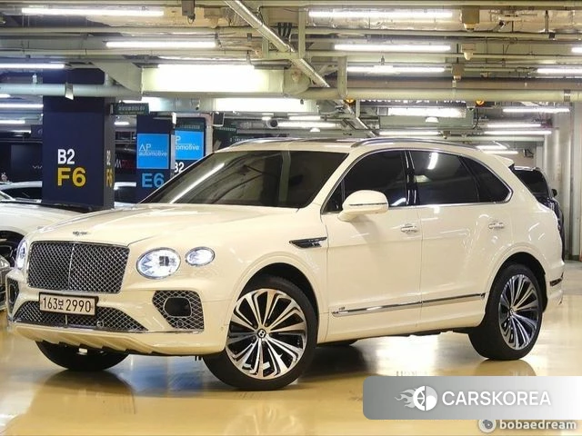 Bentley Bentayga 2022 Белый из Кореи