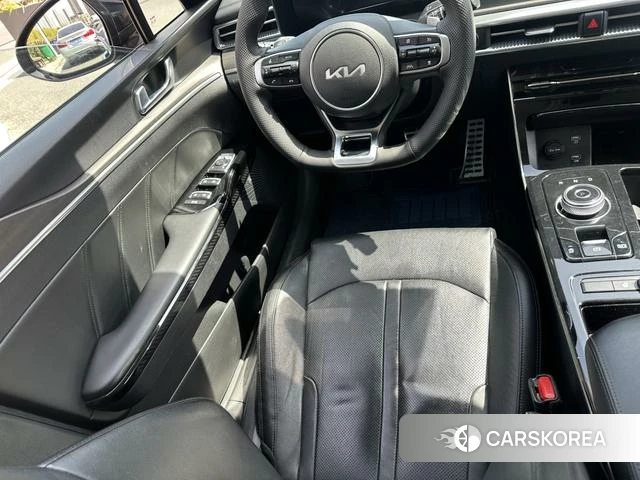 Kia K5 2021 Черный из Китая