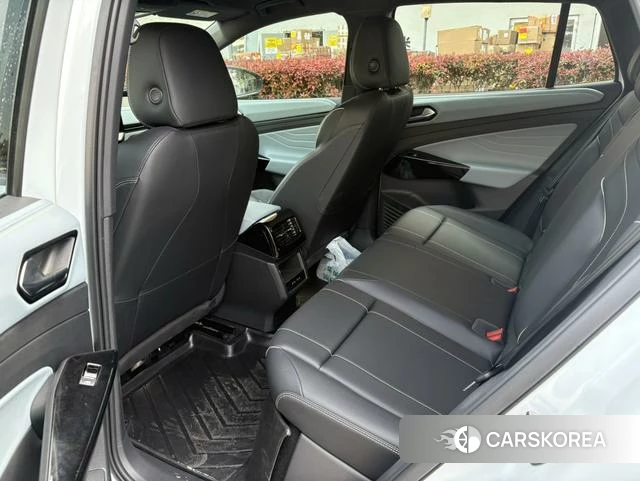 Volkswagen ID.4 X 2022 Белый из Китая