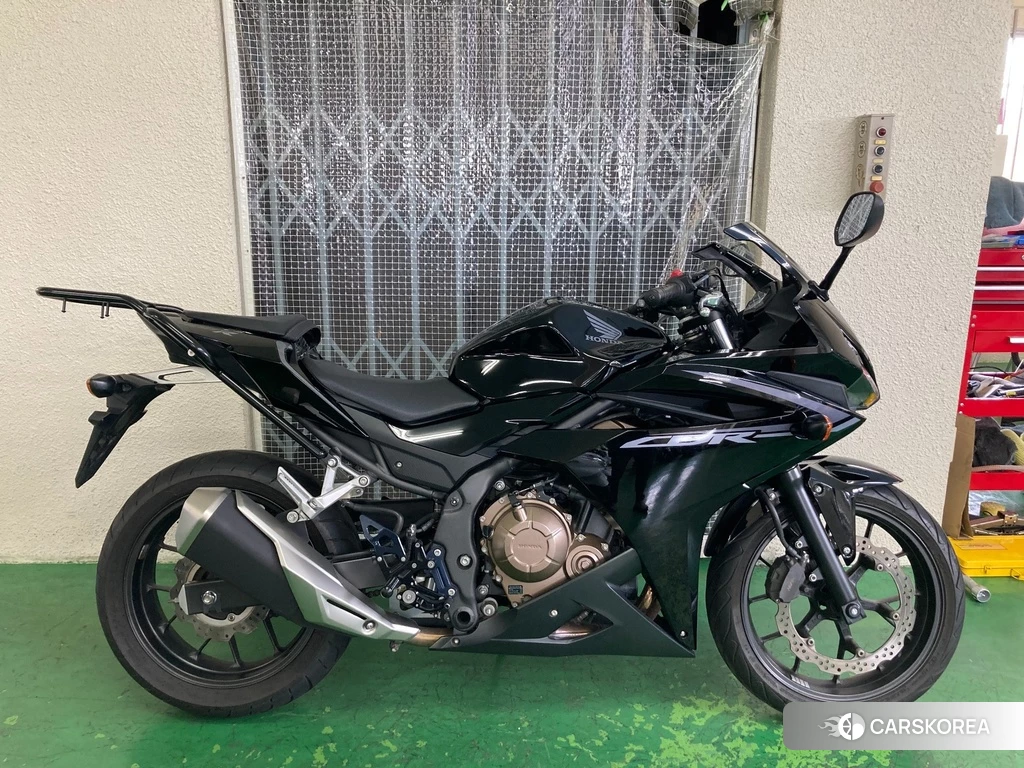 Проданный Honda CBR400R 2016 из Японии