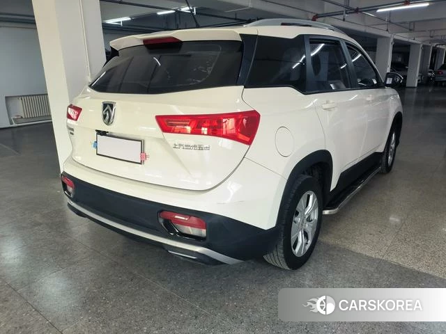 Baojun 530 2021 Белый из Китая