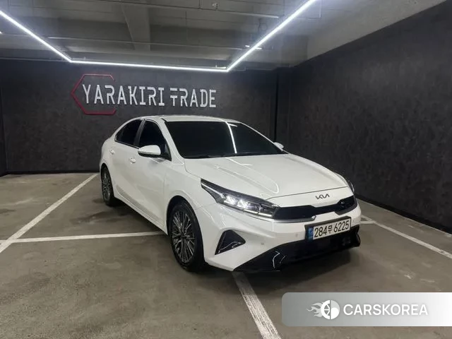 Kia The New K3 2nd generation 2021 Белый из Кореи