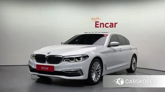 BMW 5 Series (G30) 2018 Белый из Кореи