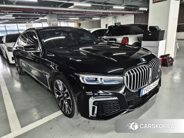 BMW 7 Series (G11) 2021 Черный из Кореи