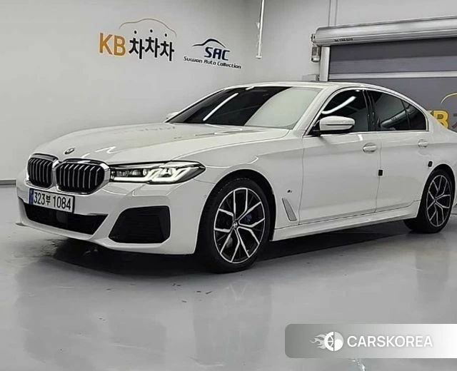 BMW 5 Series (G30) 2022 Белый из Кореи