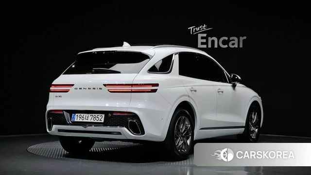 Genesis GV70 2023 Белый из Кореи