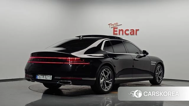 Genesis G90 (RS4) 2022 Черный из Кореи