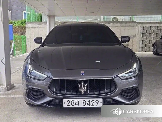 Maserati Ghibli 2018 Серый из Кореи