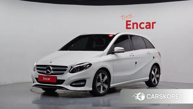 Mercedes-Benz B-Class W246 2018 Белый из Кореи