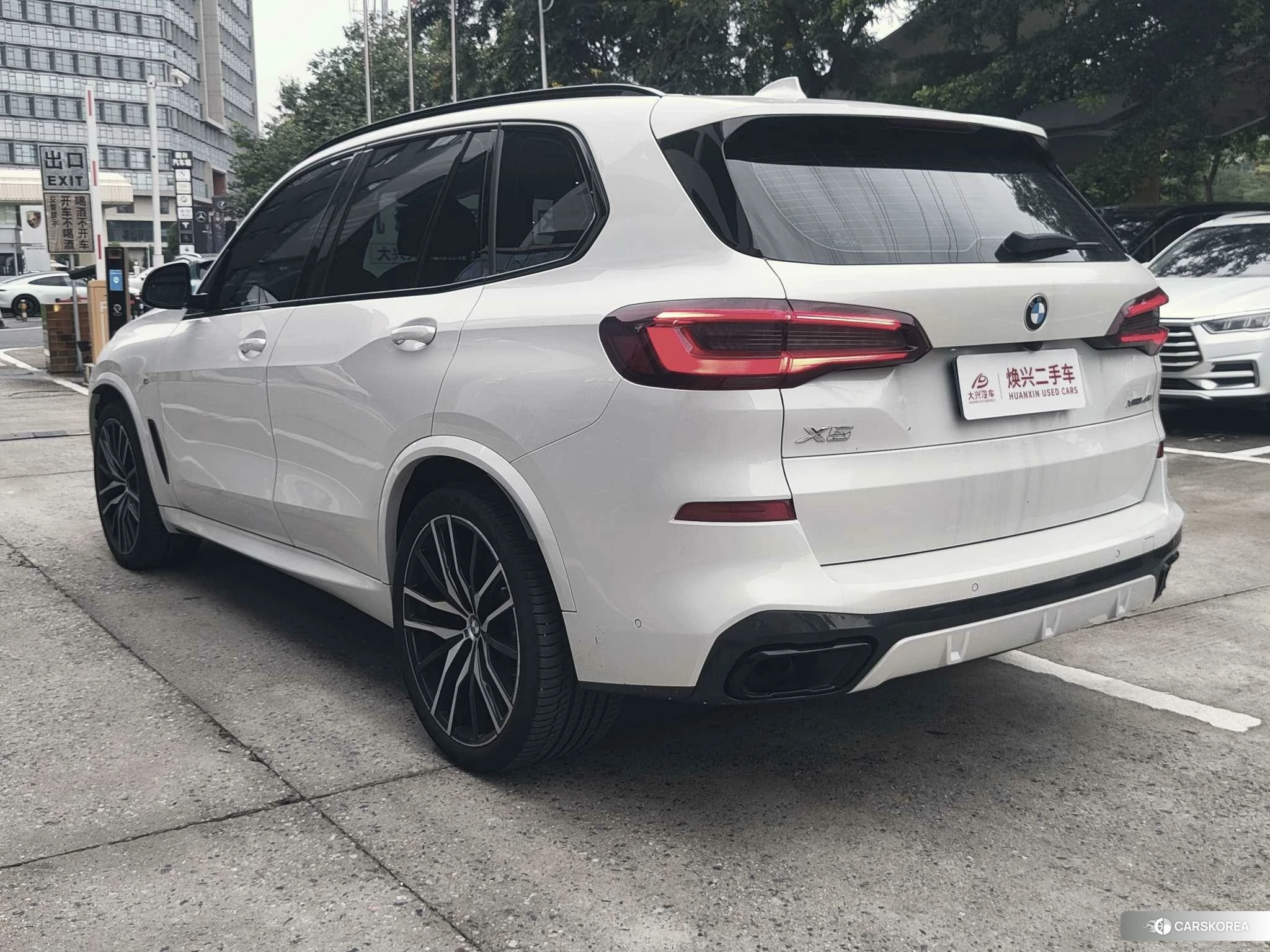 BMW X5 (imported) 2020 Белый из Китая