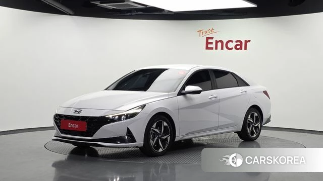 Hyundai Avante Hybrid (CN7) 2022 Белый из Кореи