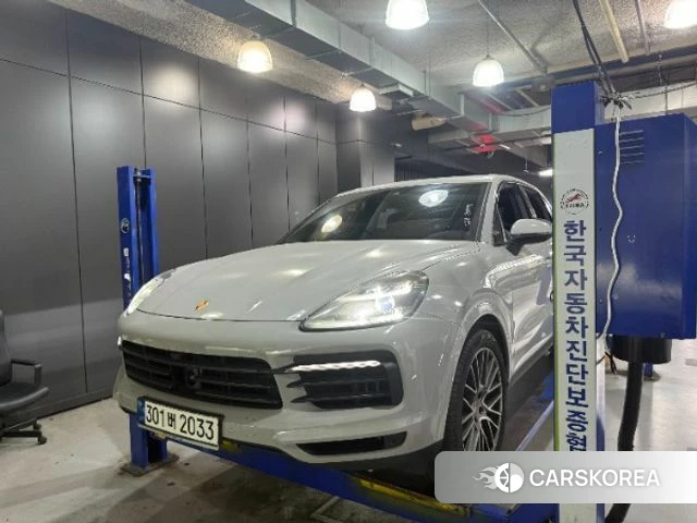 Porsche Cayenne (PO536) 2022 Серебристо-серый из Кореи