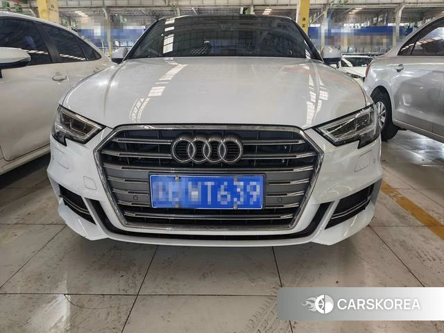 Audi A3 2021 Белый из Китая