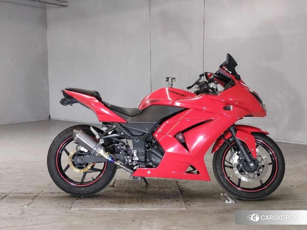 Проданный Kawasaki NINJA 250R 2012 из Японии