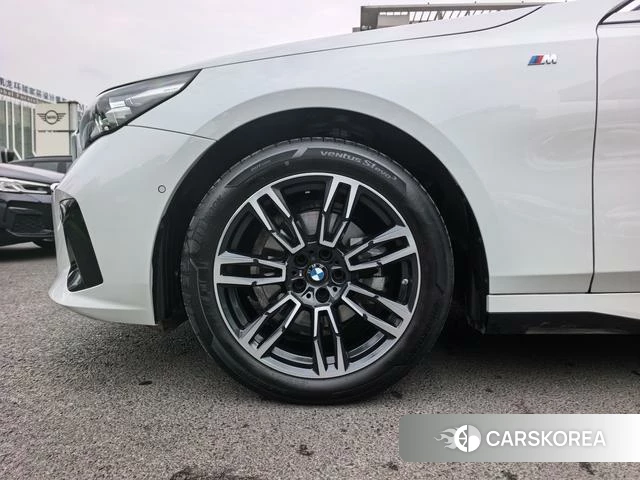 BMW 5 series id 4182477 из Китая