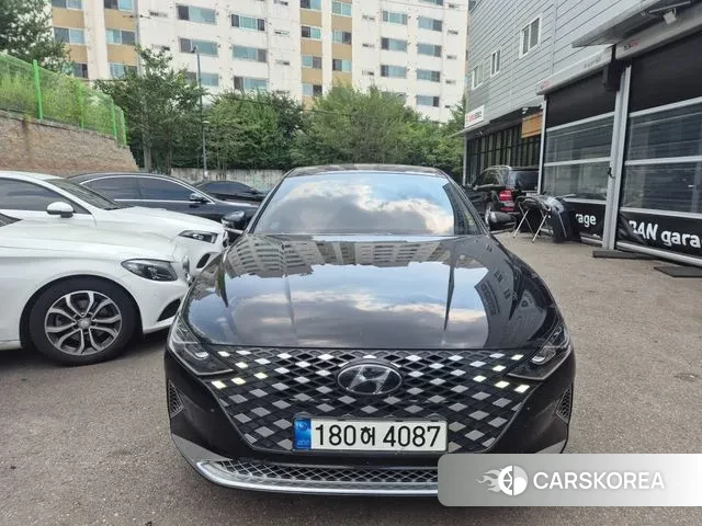 Hyundai The New Grandeur IG Hybrid 2022 Черный из Кореи
