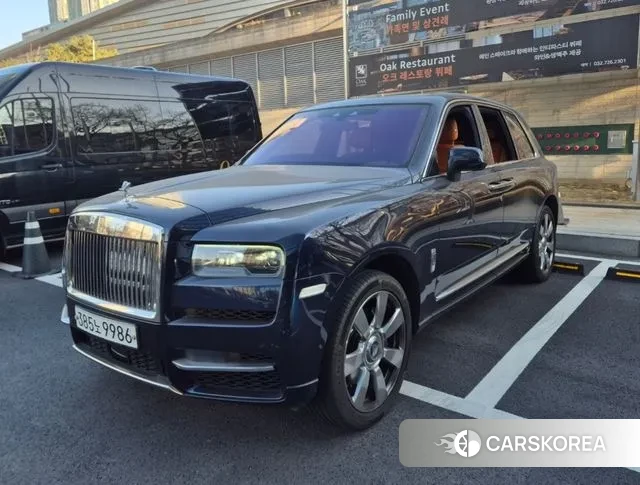 Rolls-Royce Cullinan 2019 Черный из Кореи