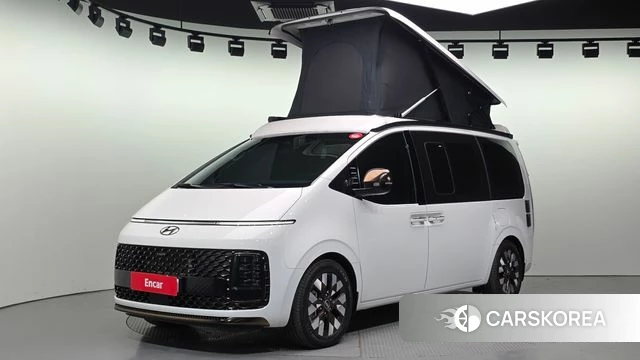 Hyundai Staria 2023 Белый из Кореи