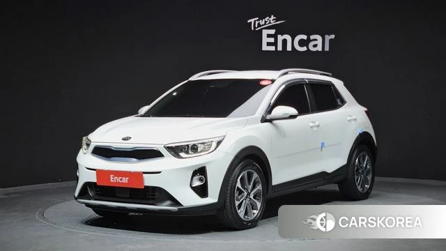 Kia Stonic 2018 Белый из Кореи
