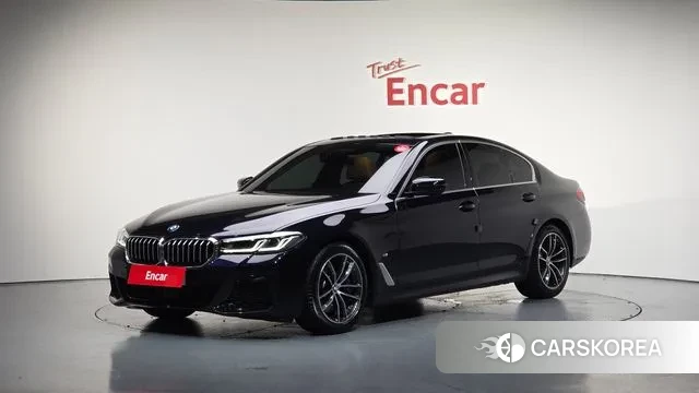 BMW 5 Series (G30) 2023 Черный из Кореи