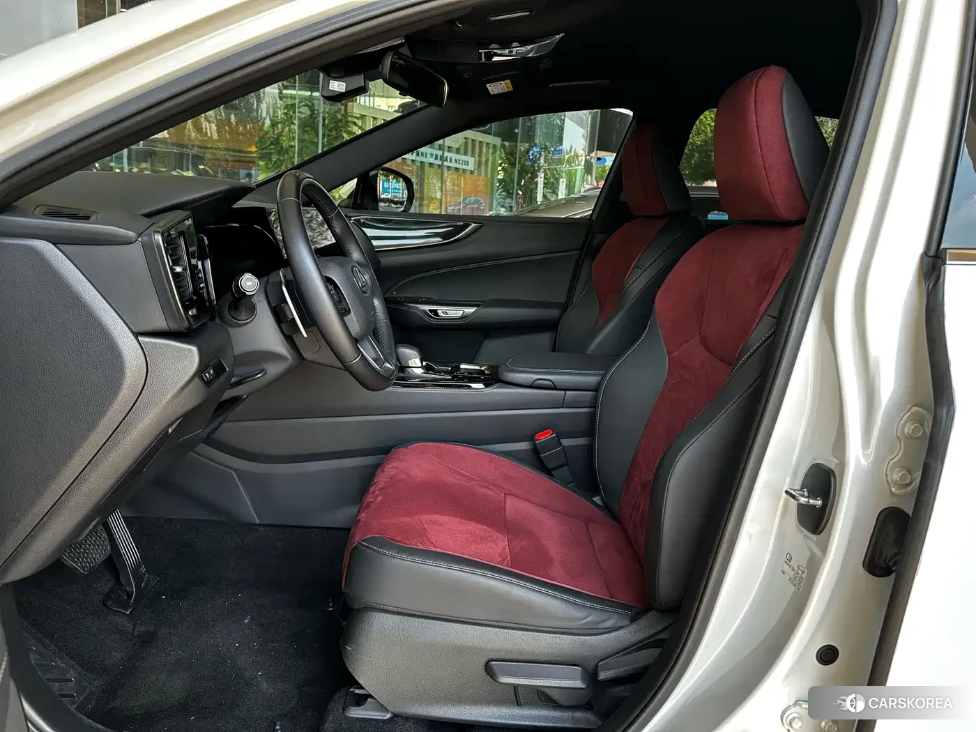Lexus NX 2023 Белый из Китая