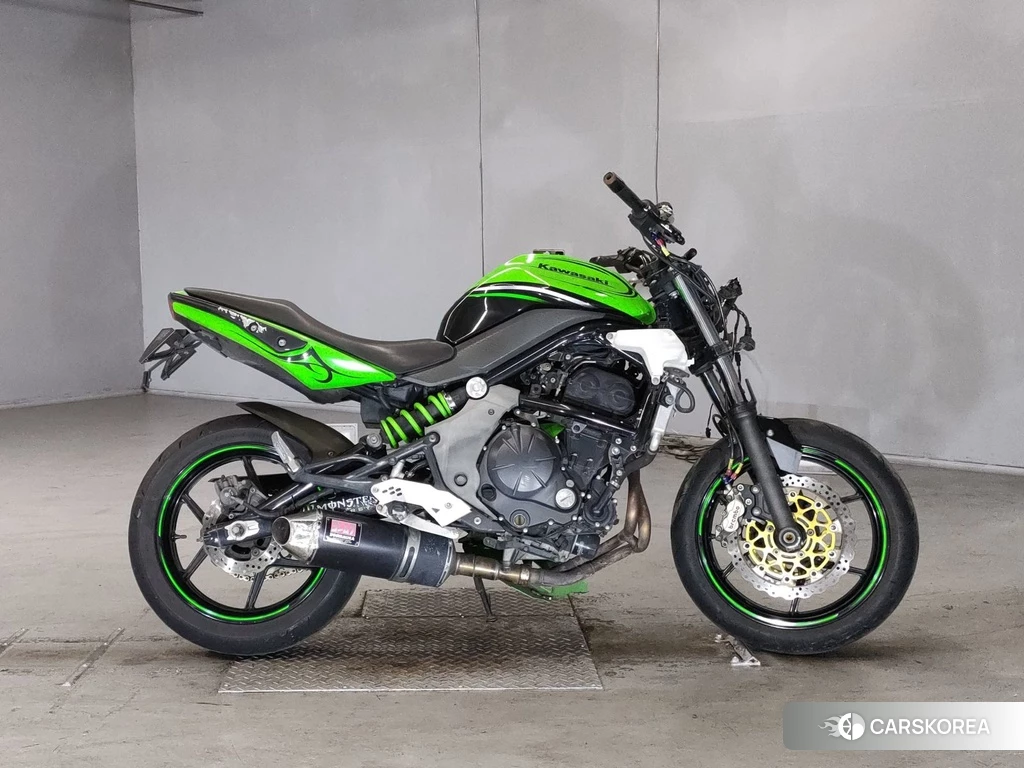 Проданный Kawasaki NINJA 400R 2012 из Японии
